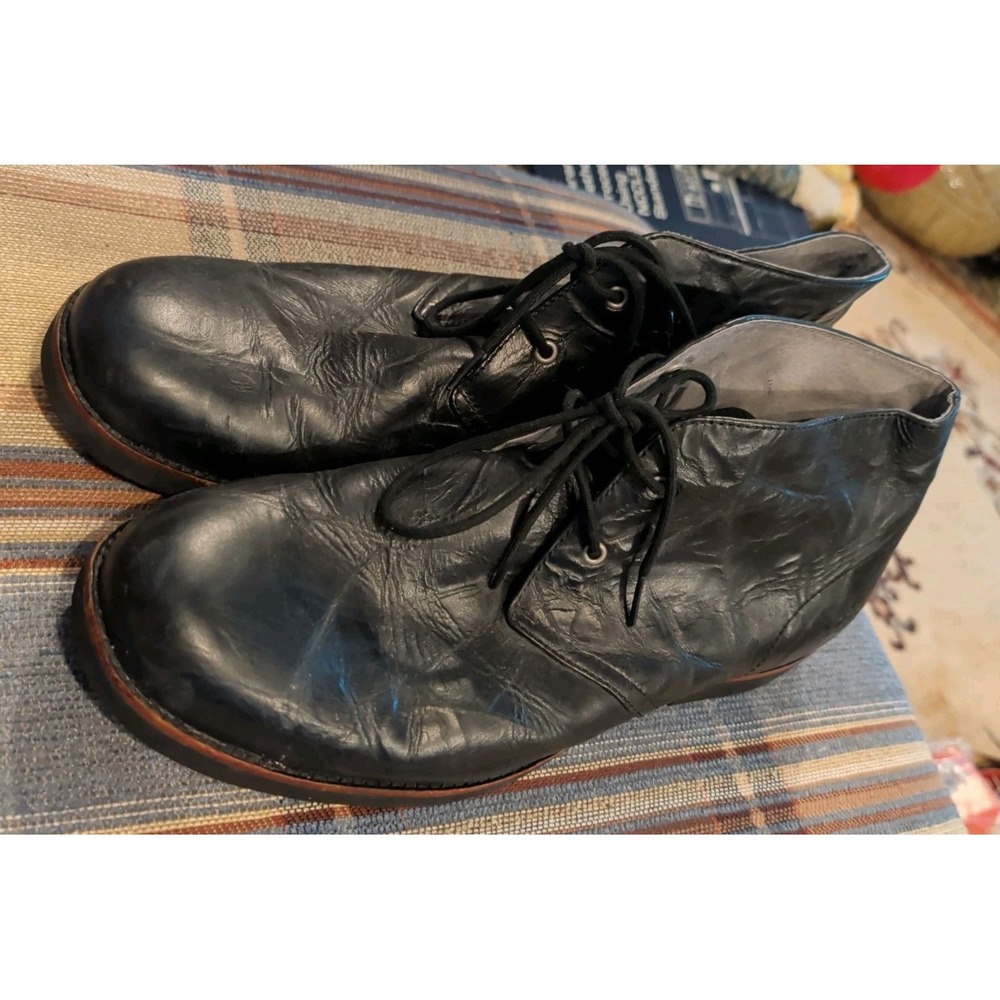 Men's 14 UGG Westly Chukka Boot 1002388 Black Crinkle Leather Sherpa Heel Lined